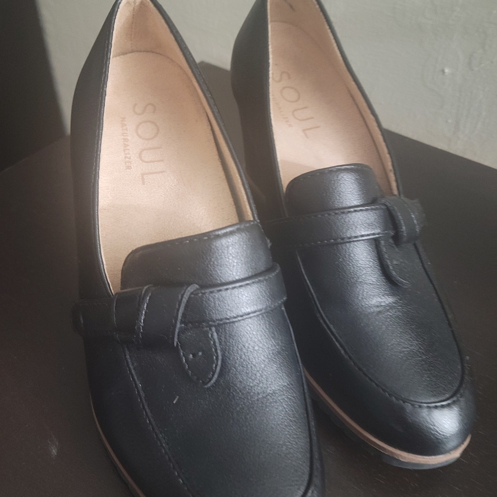 Cute wedges size 7